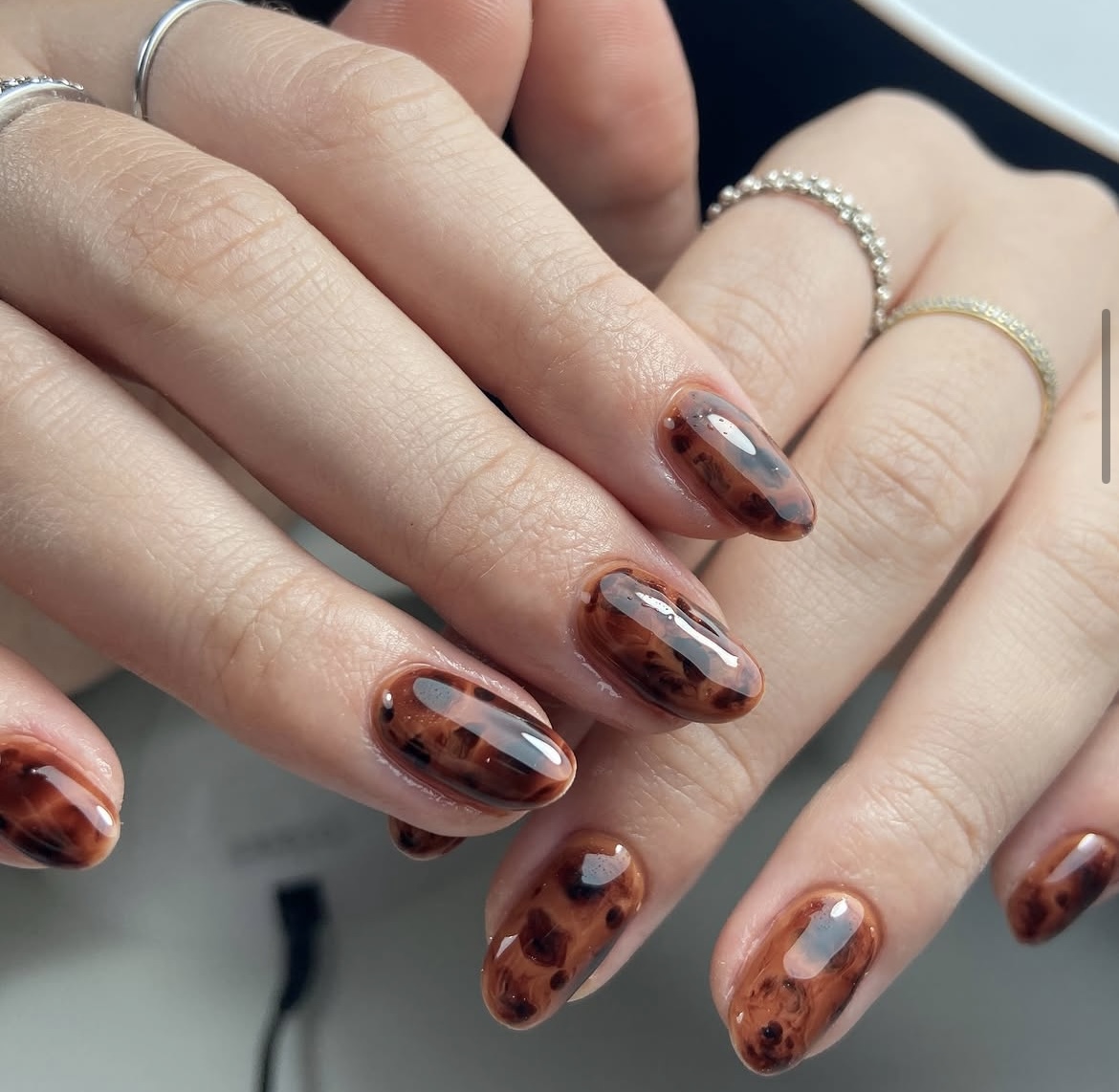 Nail art effetto tartaruga
